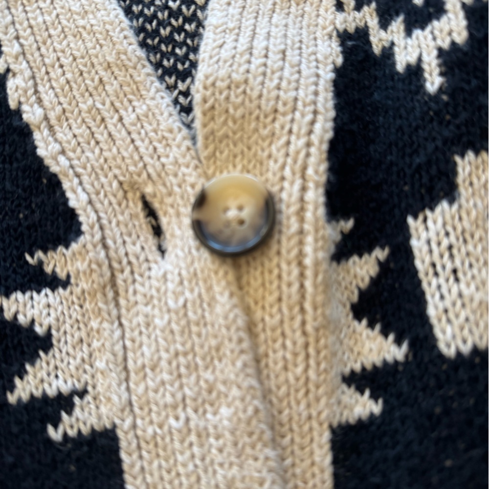 LUCKY BRAND cream/black cardi in this season hottest design! Zoom in 4 all deets - Picture 6 of 13